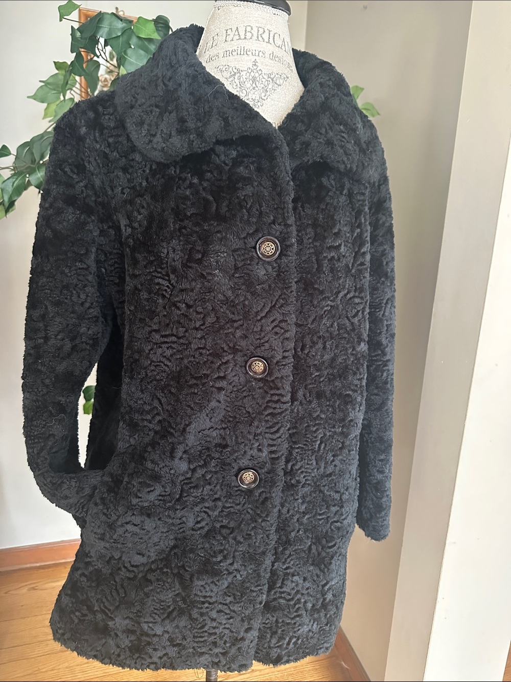 Black Faux Fur Button-Front Women's Coat